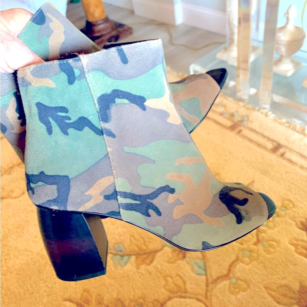 Sanctuary boots with open toe worn once or twice, comfortable and classic
